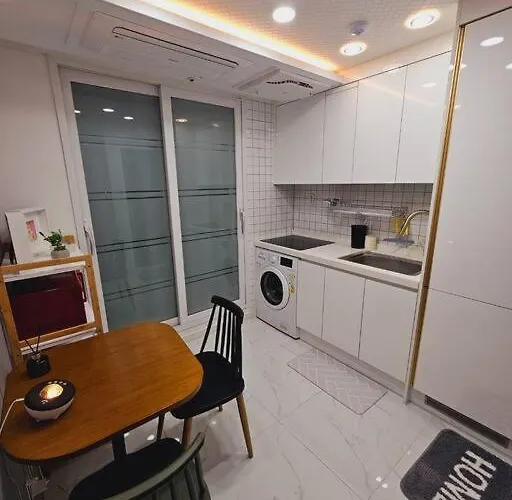Hwagok Station House Near Hongdae Apartment Seoul
